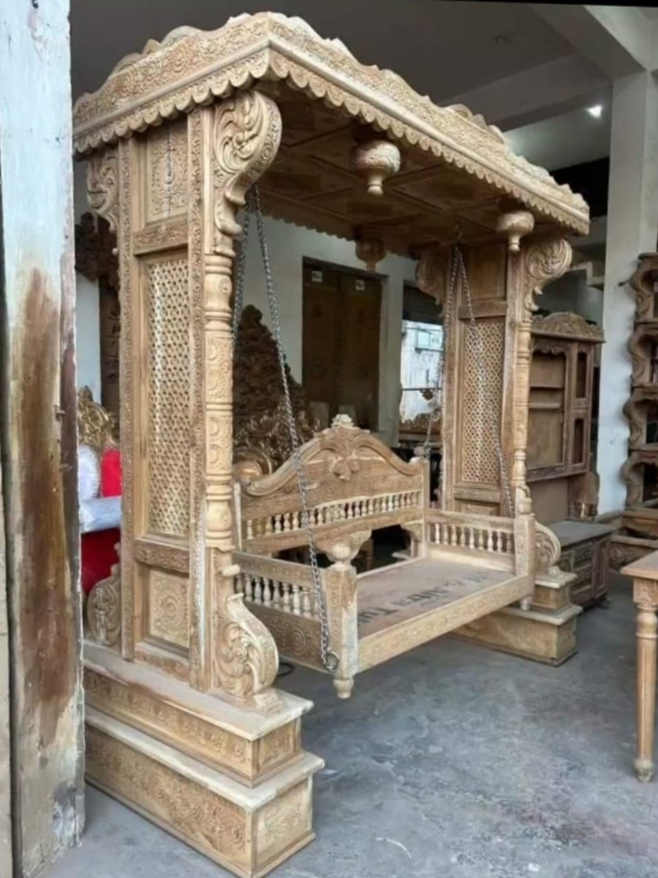 wooden-swing-jhula